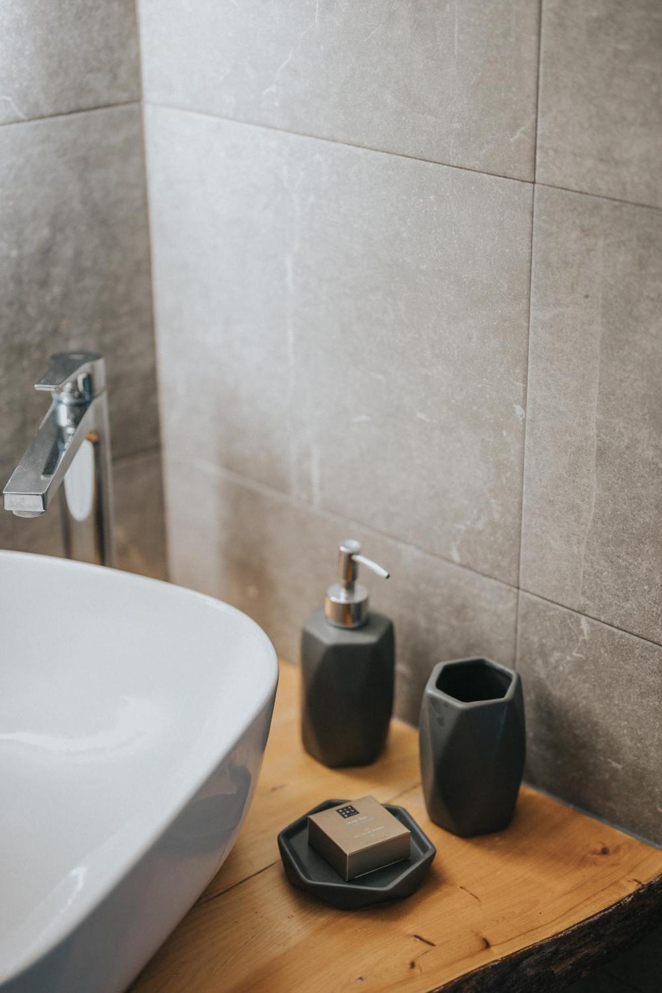 Pico Apartment'S Camara de Lobos Ngoại thất bức ảnh